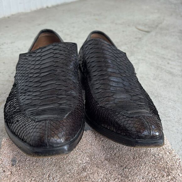 Calzoleria Toscana python shoes main image 7